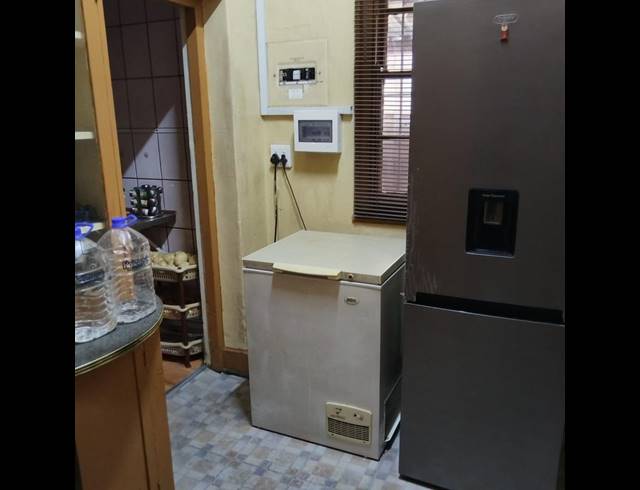 3 BEDROOM HOUSE FOR SALE IN SPRINGS CENTRAL